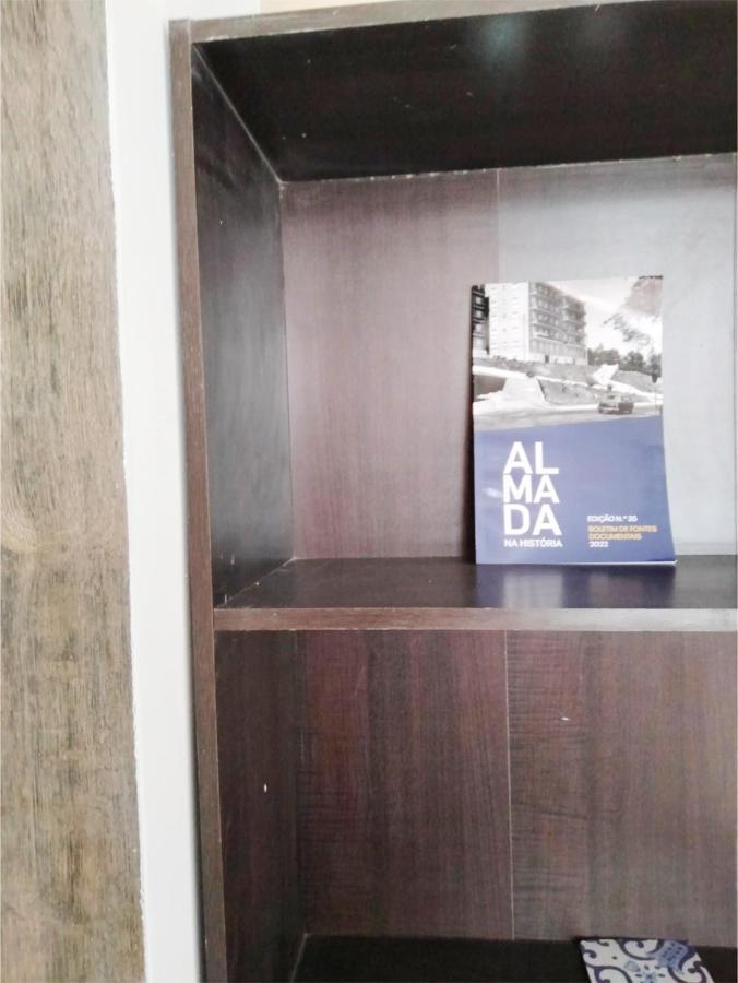 Casa Terra Cota - Almada Apartment Bagian luar foto